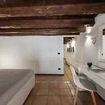 Old Town Loft M8 M8apartments Lejlighed Bari