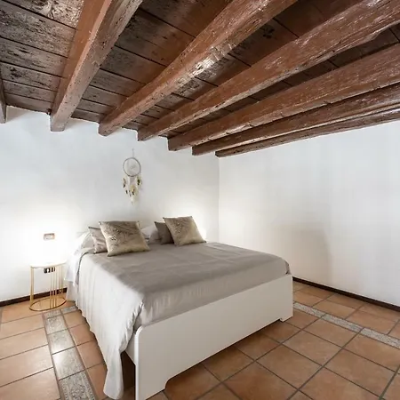 Old Town Loft M8 M8apartments * Bari