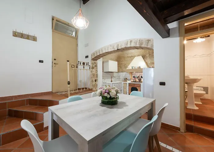 Old Town Loft M8 M8apartments * Bari